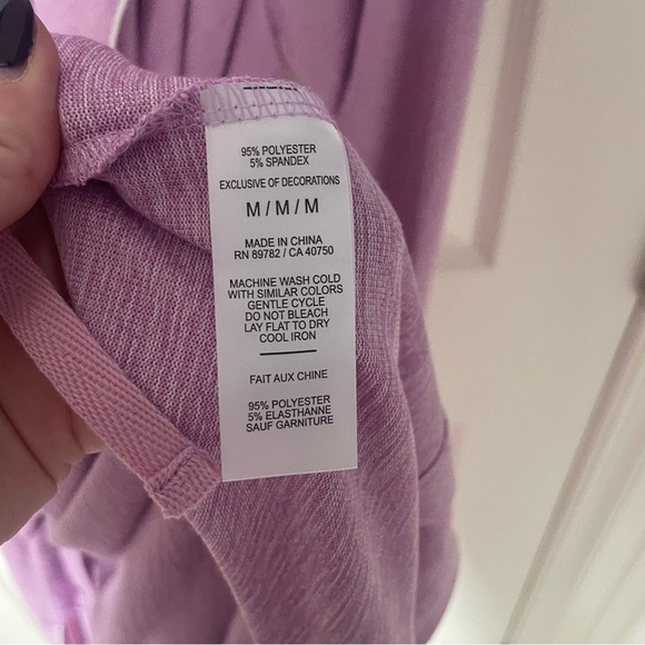 NWT Natori Purple Lavender Oasis Wrap Robe Size Medium Very Soft - Picture 6 of 8